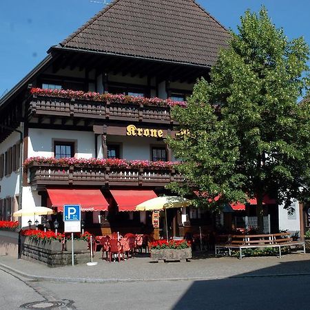 Gasthaus-Krone-Post Simonswald Esterno foto